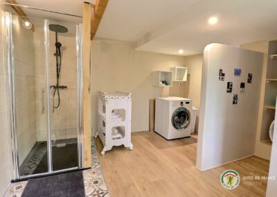 Gîte Un p'tit coin d'Ardèche - salle de bain