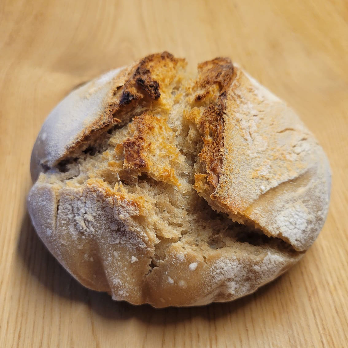 Fait maison DIY Pain boule au levain Fait maison DIY Pain boule au levain